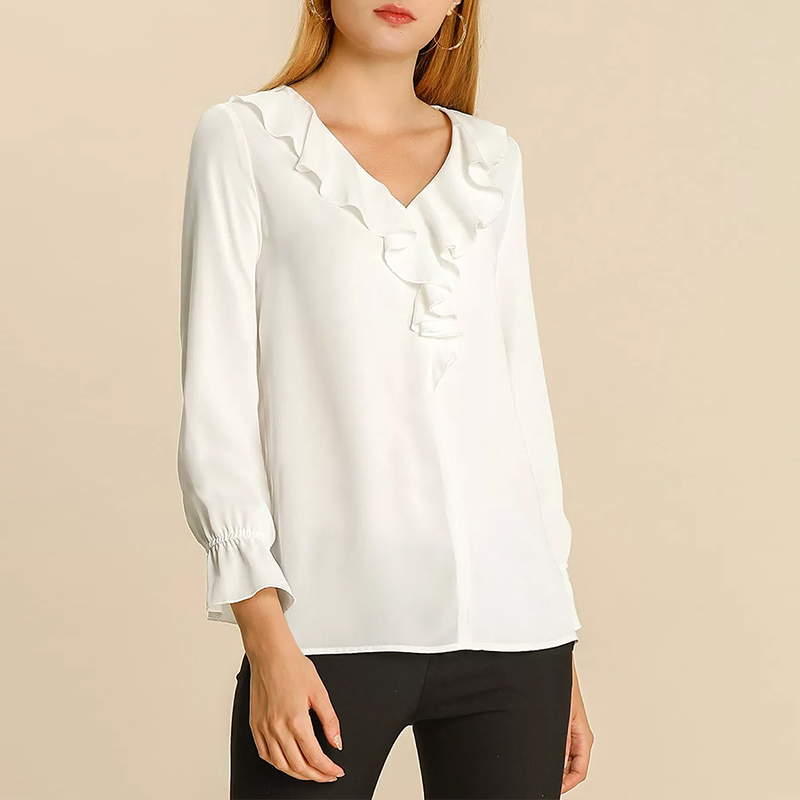 hongfeng creates a ruffled blouse that adds volume and flair to your casual outfits.